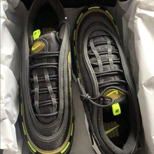 Nike Air Max 97 UNDEFEATED “Militia Green” size 11